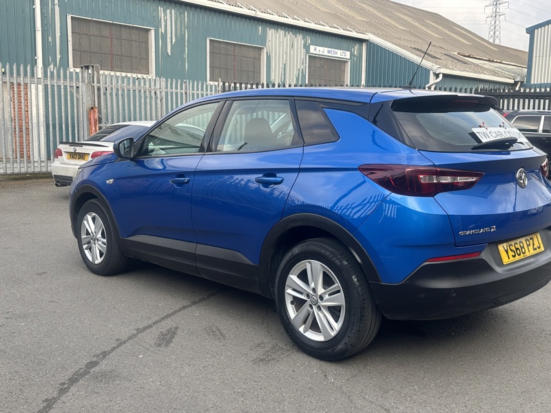 Vauxhall grand land x - 2018