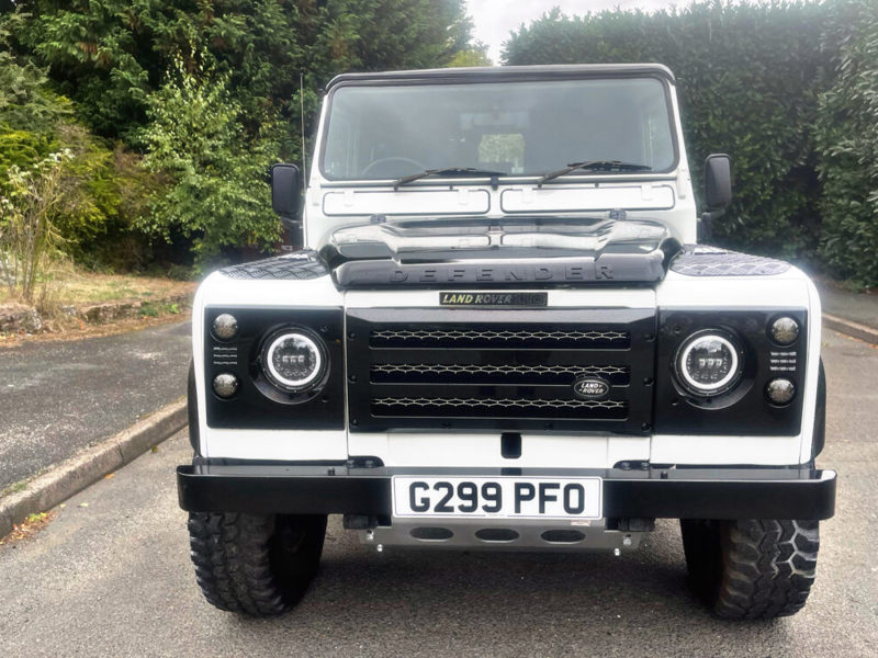 Land Rover Defender - 1990